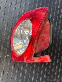 Zadné ľavé svetlo Passat b6 - 2