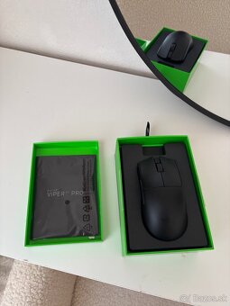 Razer Viper V3 Pro - 2