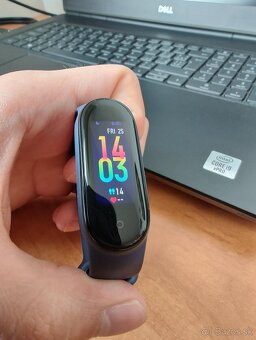 Predám inteligentný náramok Xiaomi Mi Band 5 - 2