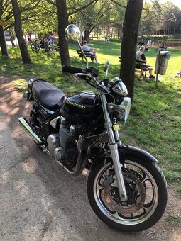 Kawasaki Zephyr 1100 - 2