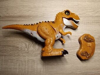 Dinosaurus na diaľkové ovládanie - 2
