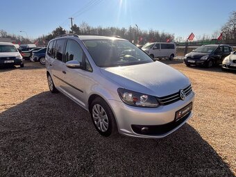 Volkswagen Touran, 1.6TDi 77kWWEBASTOVÝHŘEV SED - 2