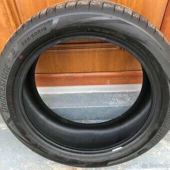 225/50 r19 Bridgestone nové - 2