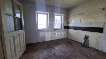 Chalupa pripravená na rekonštrukciu podľa vlastných... - 2