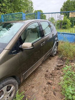 Mercedes-benz a150 - 2