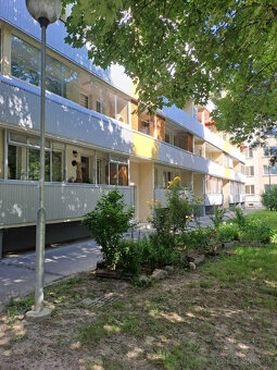 Ponúkame na predaj 3 izb. byt na Karloveskej ulici v Bratisl - 2