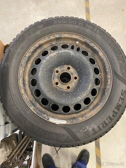 Zimné  pneu 205/60 R16 DOT 2924 + disky Opel Astra J - 2