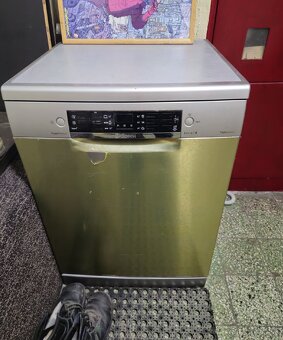 Umývačka riadu bos - 2