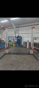 Zdvihák Top-Stroj - 2