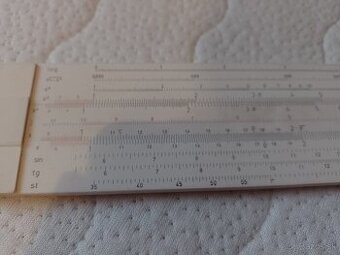 Logaritmické pravítko - 2