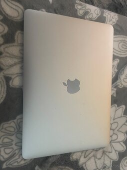 Apple MacBook - 2