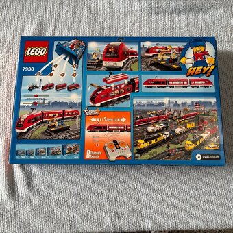 LEGO CITY 7938 PASSENGER TRAIN - 2