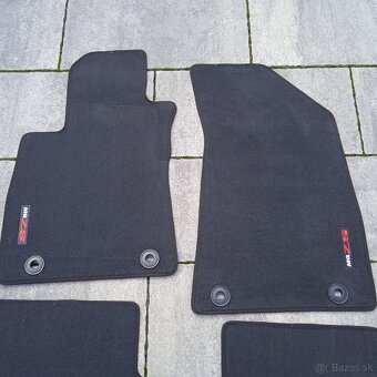 Auto koberece - rohožky MG ZS - 2