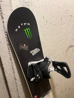 Predám snowboard s topánkami a viazaním NITRO - 2