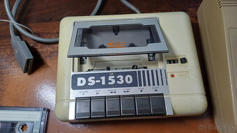 Predám kazeťák pre C64 datassette DS-1530 - 2