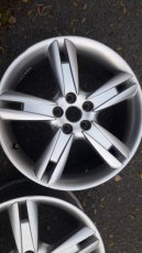 Predám 2ks alu na Jaguar S-type 5x108, 9,5Jx18 - 2