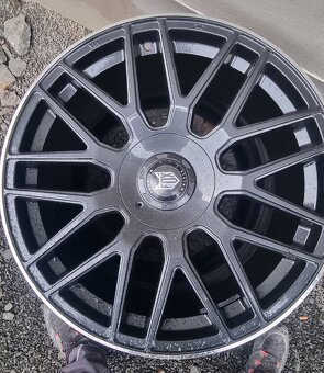 Fox VR3 Gloss Black 5x112 /5x120 R19 - 2