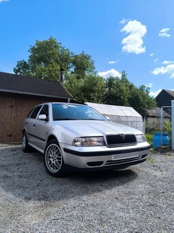 Škoda Octavia - 2