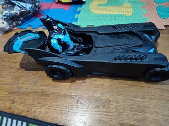 PREDANÉ Filmové postavičky+Batmobil - 2