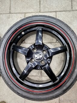 Elektróny 4x100 r17. - 2