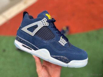 Air Jordan 4 Michigan PE - 2