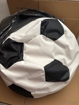 Futbalový sedaci vaj - 2