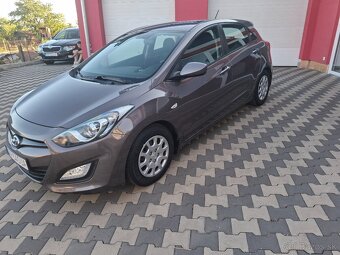 Hyundai I30 1.6 benzín 88kw - 2