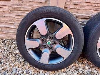 Komplet letnú sadu alu Škoda Scout - 5x112 225/55 R17. - 2