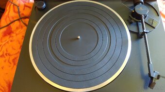 Predám Gramafón JVC - 2