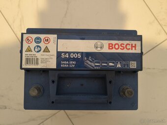 Autobatéria Bosch S4 005 - 2