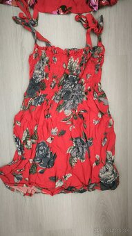 Rôzne zanovné dievčenské šatočky v.128, bavlna, nosené iba - 2