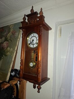 redám funkčné polbicie nástenné hodiny 15 Days 120 € - 2