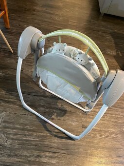 Hojdacie kresielko pre bábätko - 2