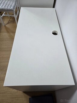 Pisaci stol - 2