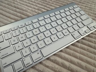 Apple magic keyboard - 2