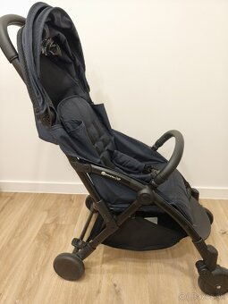 Cestovný kočík Petite&Mars UP - 2