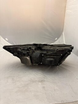 Svetlo Audi A6 C8 - 2