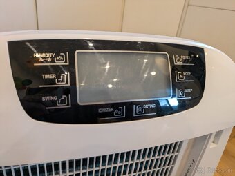odvlhčovač a čistička vzduchu BIET DC40L HEPA 

 - 2