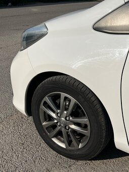 Toyota Yaris 1.3 CVT - 2
