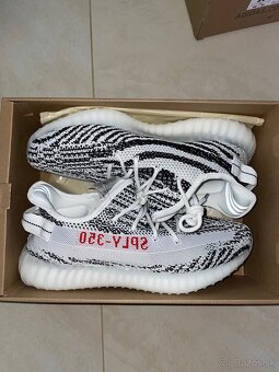 Adidas Yeezy Boost 350 Zebra - 2