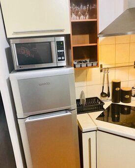 Nová cena prenájom, 1i Lazovná ulica, Banská Bystrica. - 2