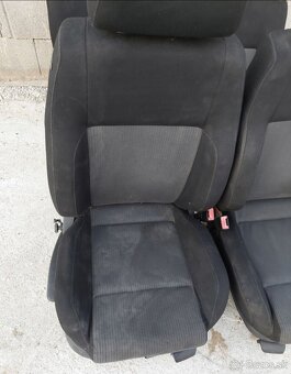 Predám hranaté pološportove sedačky - 2