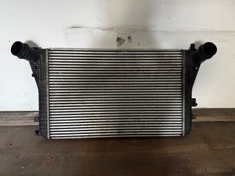 Vw passat b7 , passat cc , tiguan chladič 3c0145805 - 2