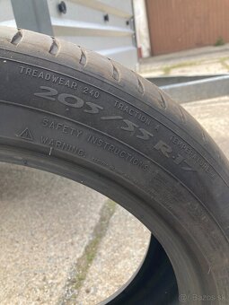 Michelin 205/55 R17 letné - 2