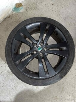 Disky 17" Škoda Fábia Monte Carlo - Pneumatiky 205/40 ZR17 - 2