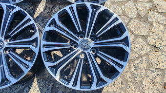 5x114,3 R17 --- TOYOTA COROLLA - 2