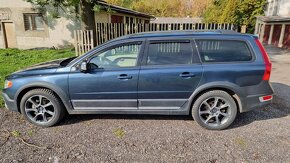 Volvo XC70 3.2l LPG full výbava - 2