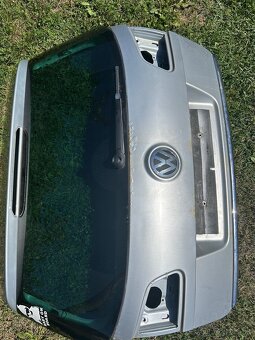 Kufor passat b6 - 2