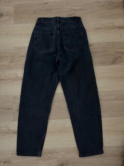 Bershka dámske čierne boyfriend džínsy - 2