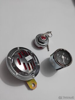 Jawa pionier TACHOMETER, SPÍNAČKA,BZUČÁK ČZ - 2